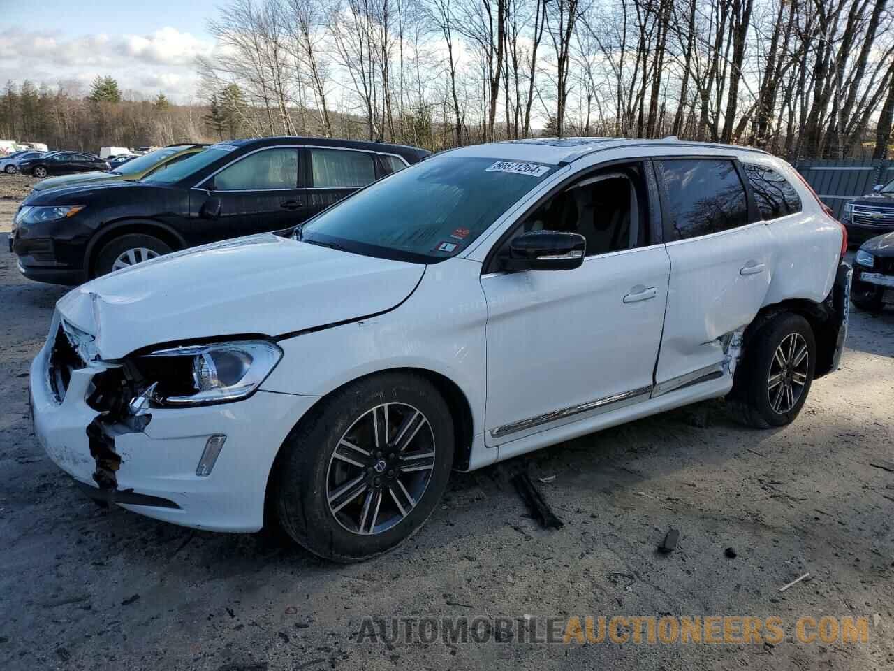 YV440MRR2H2022718 VOLVO XC60 2017