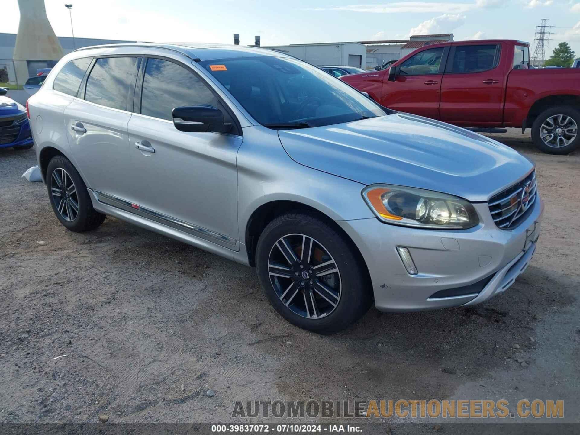 YV440MRR2H2073829 VOLVO XC60 2017