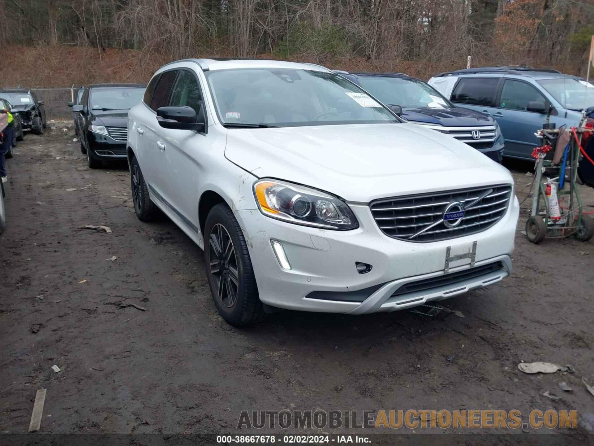 YV440MRR8H2072961 VOLVO XC60 2017