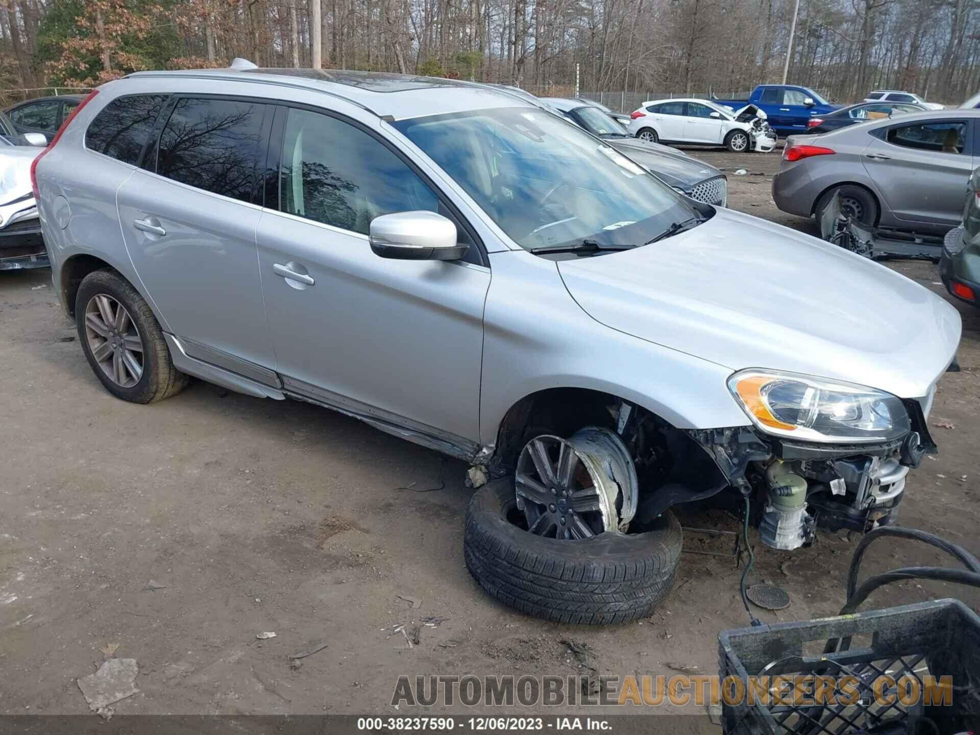 YV440MRU4H2006301 VOLVO XC60 2017