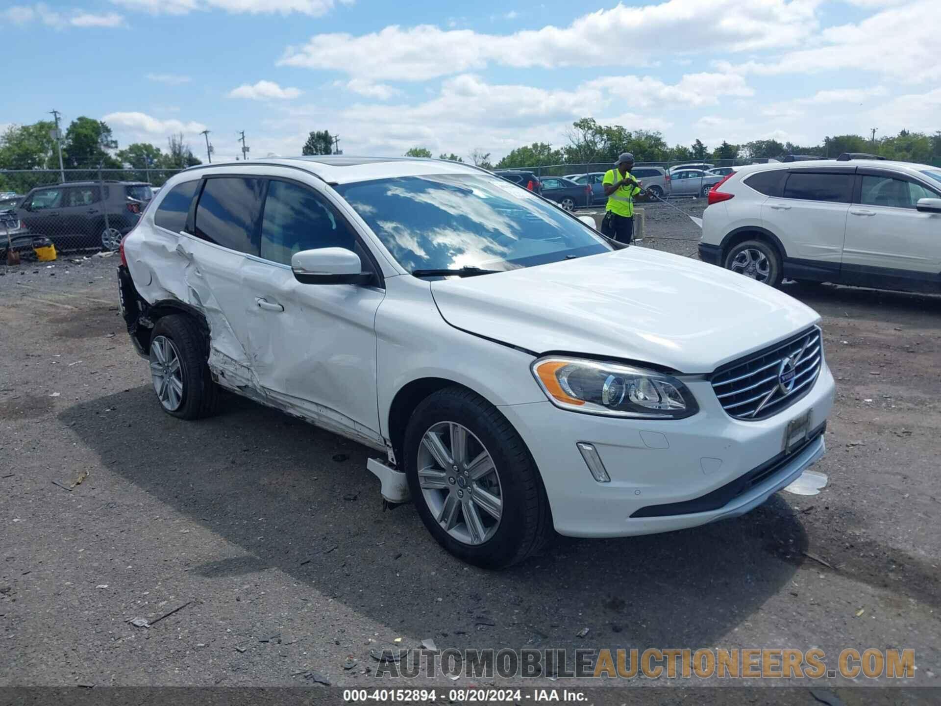 YV440MRUXH2222525 VOLVO XC60 2017