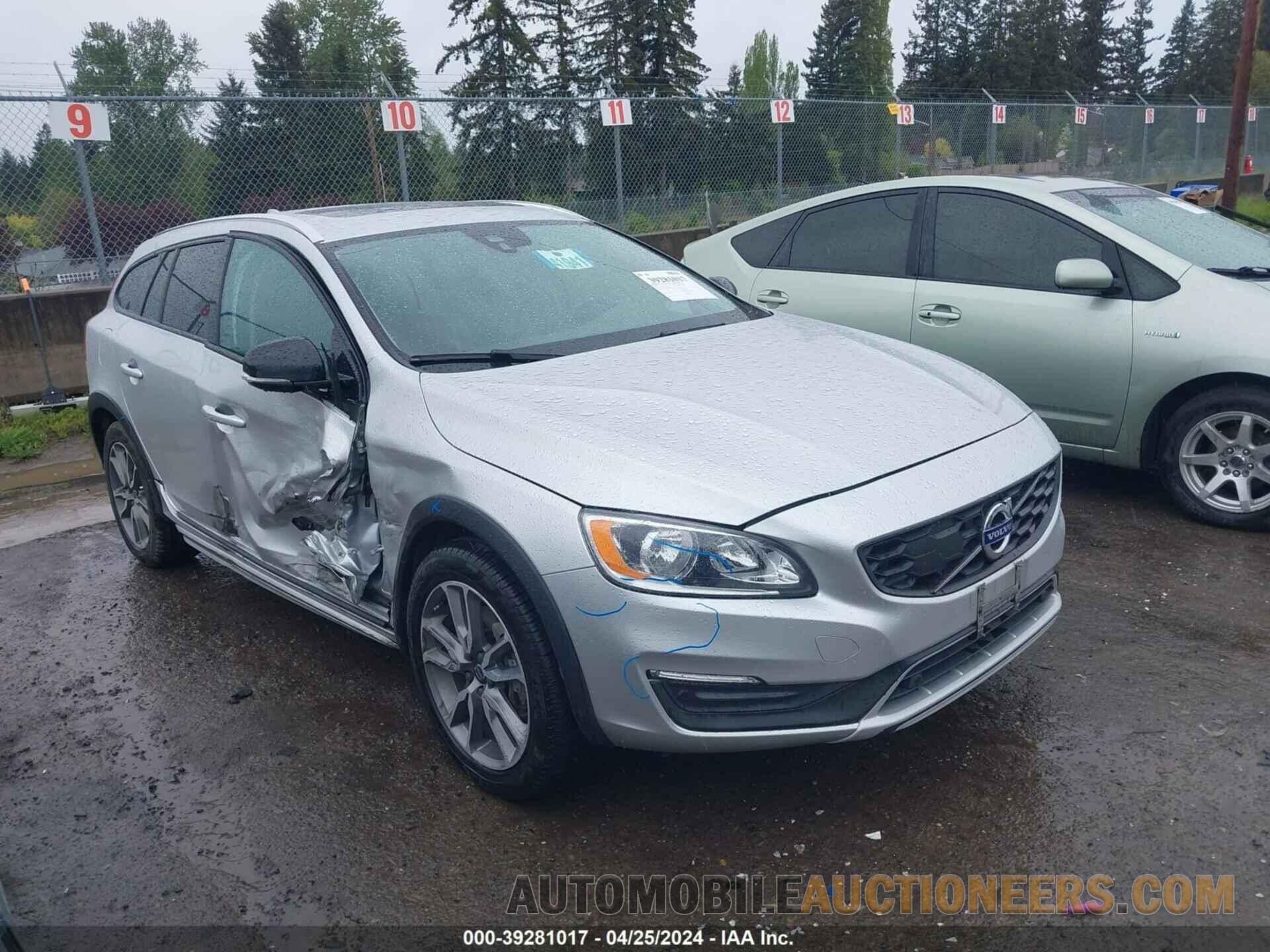 YV440MWK0J2052068 VOLVO V60 CROSS COUNTRY 2018