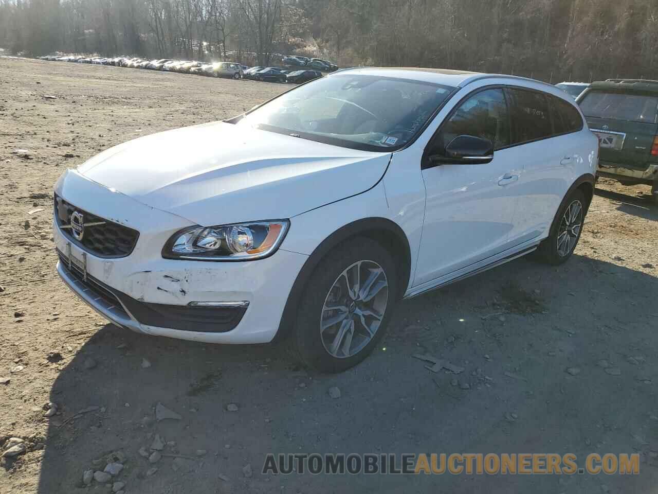 YV440MWK3H1025057 VOLVO V60 2017