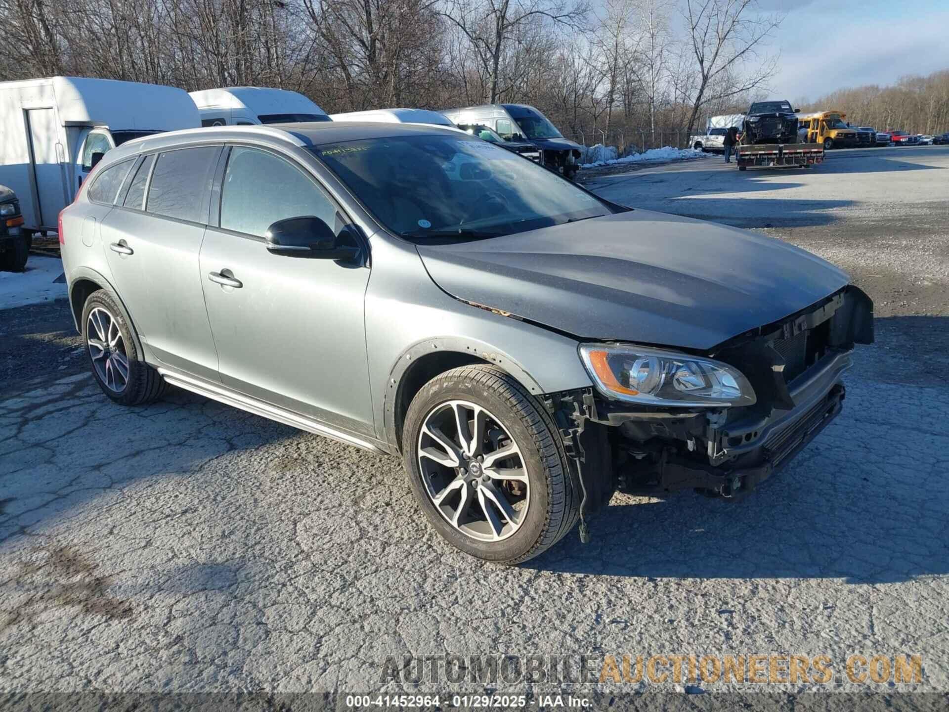 YV440MWK5J2059727 VOLVO V60 CROSS COUNTRY 2018