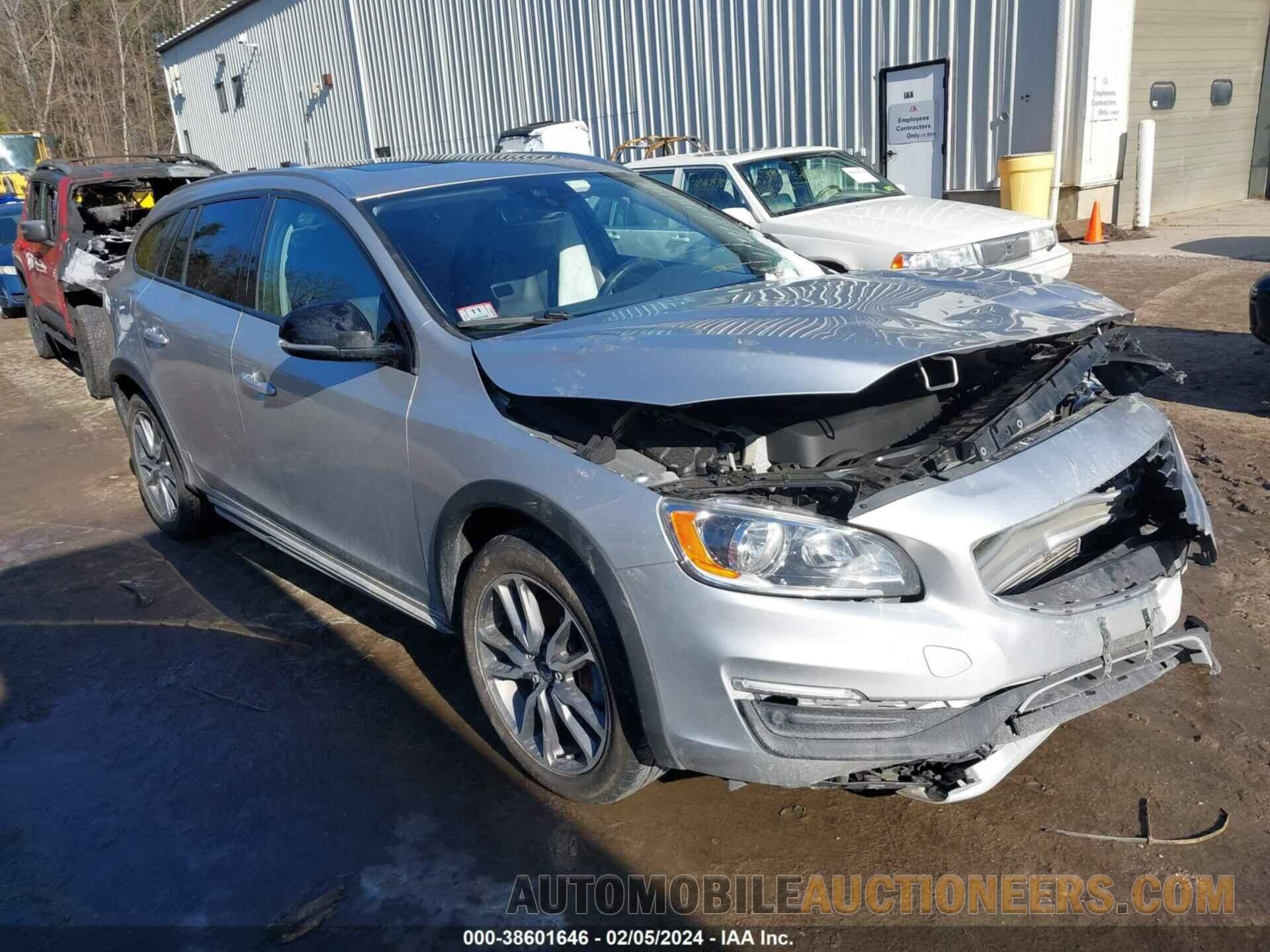 YV440MWK9J2047421 VOLVO V60 CROSS COUNTRY 2018