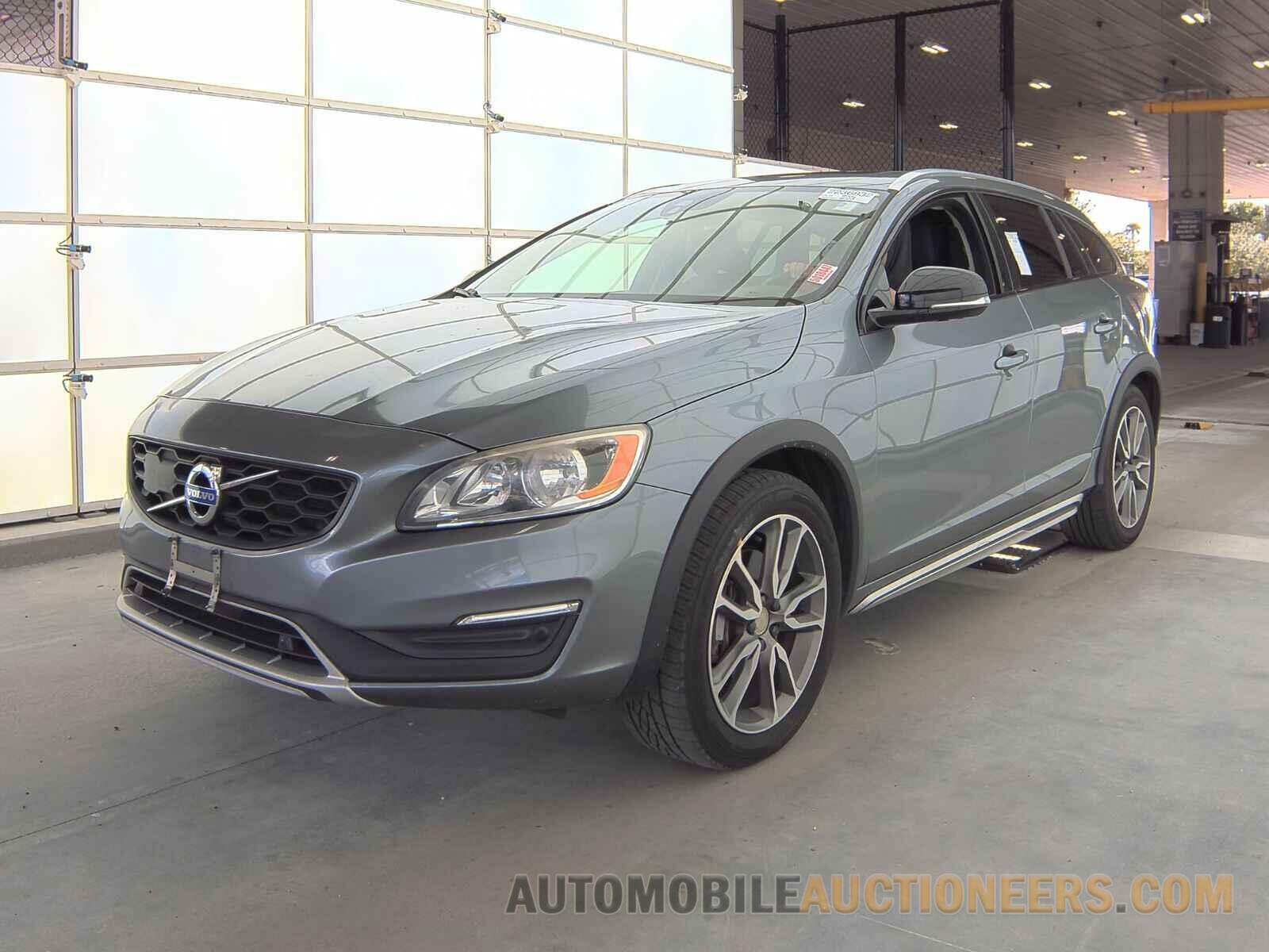 YV440MWK9J2053512 Volvo V60 Cross Country 2018