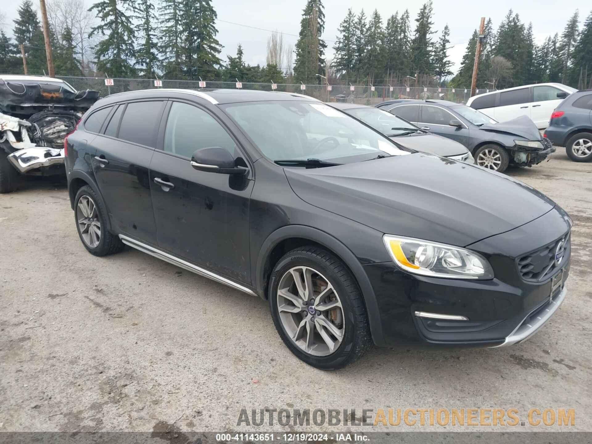 YV440MWKXJ2055592 VOLVO V60 CROSS COUNTRY 2018