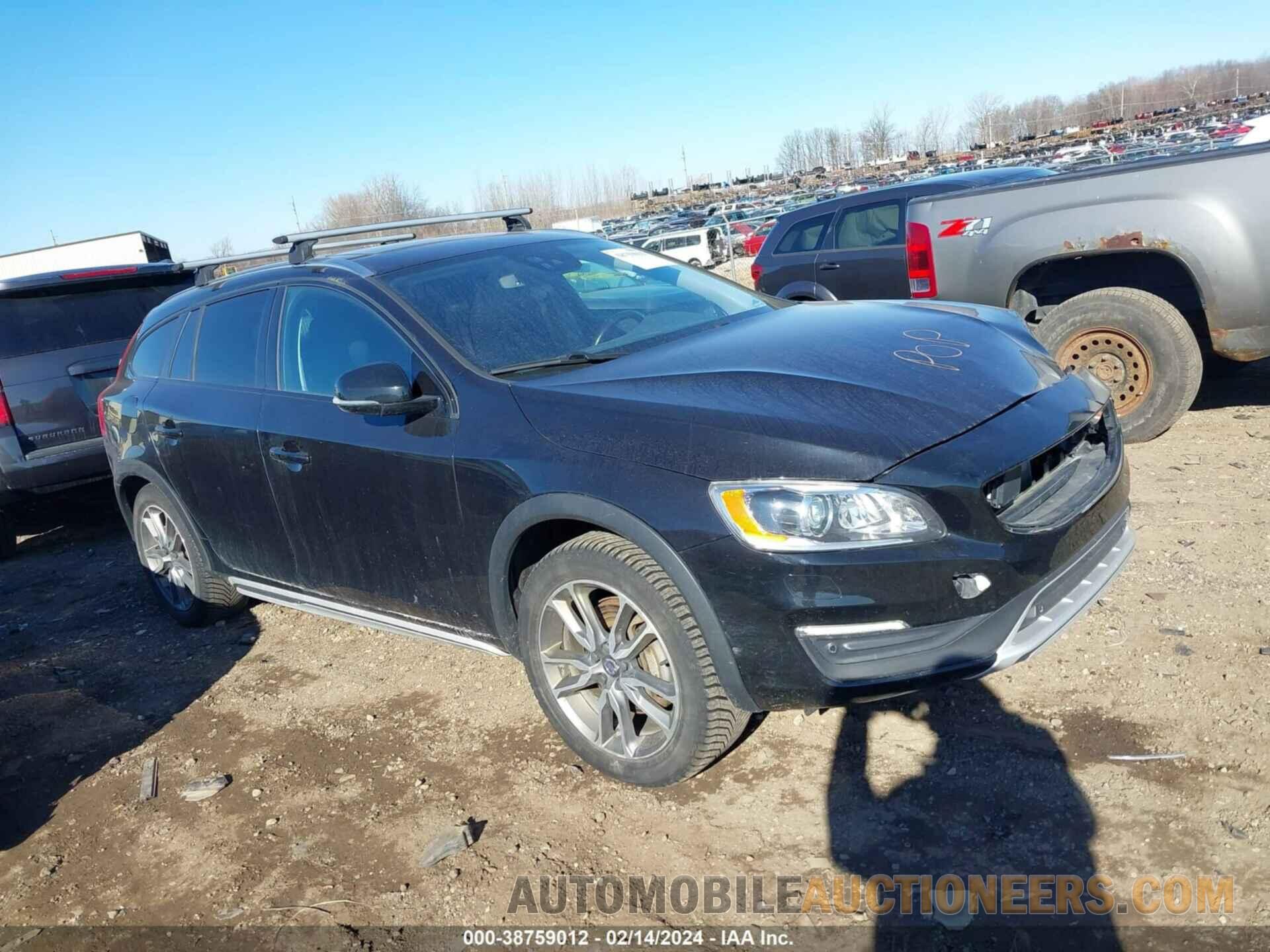 YV440MWM2H1025407 VOLVO V60 CROSS COUNTRY 2017