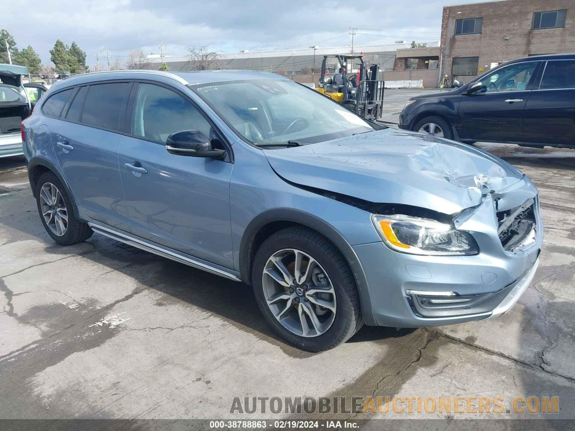 YV440MWM4H1035873 VOLVO V60 CROSS COUNTRY 2017