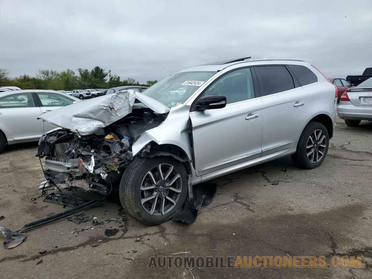 YV449MRR3H2021499 VOLVO XC60 2017