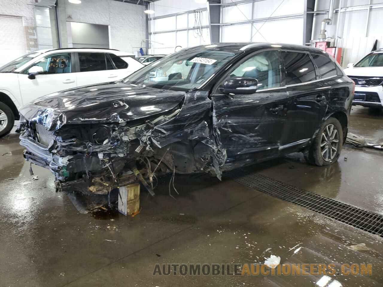 YV449MRR7H2088042 VOLVO XC60 2017