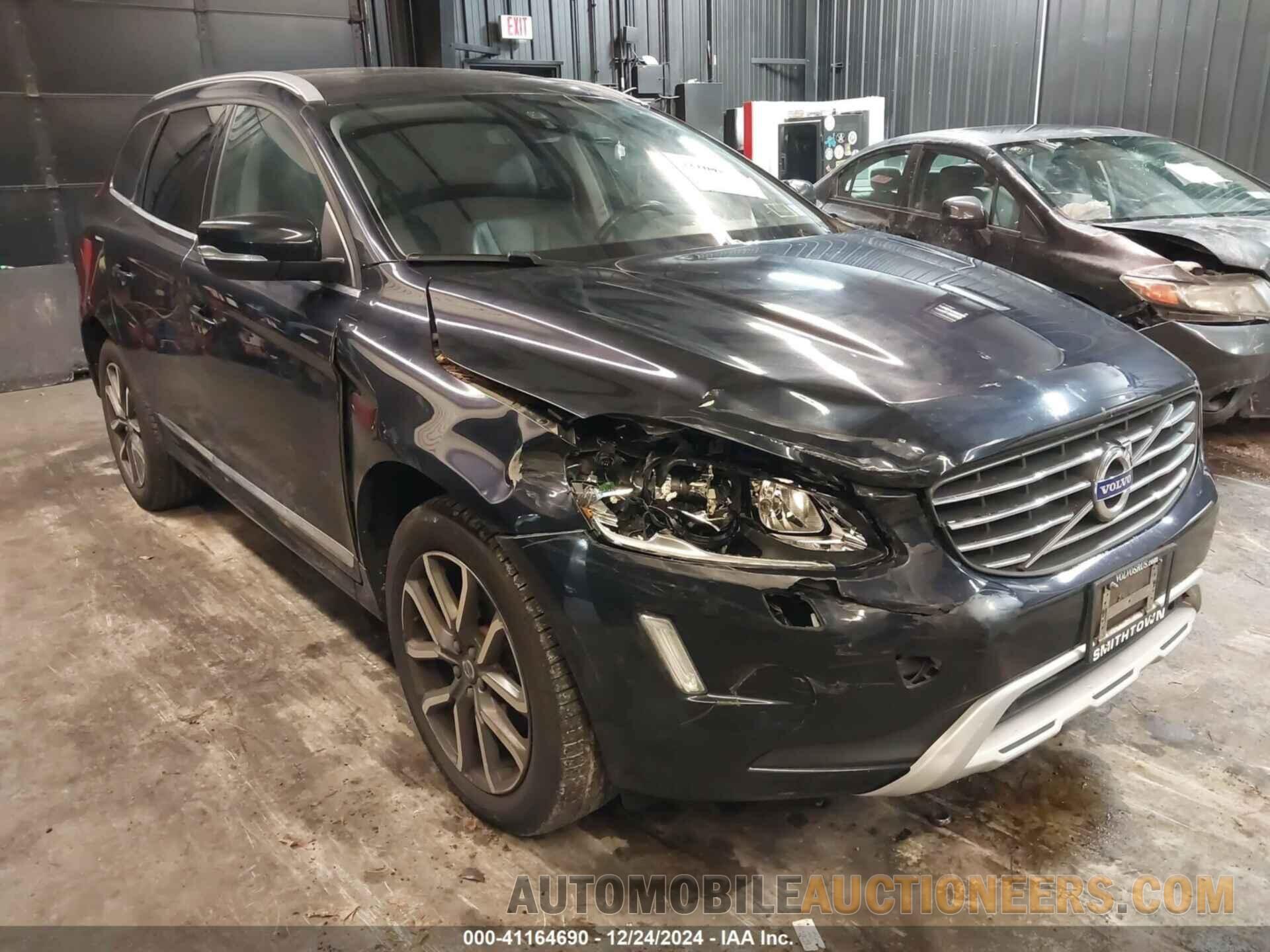 YV449MRRXH2212708 VOLVO XC60 2017