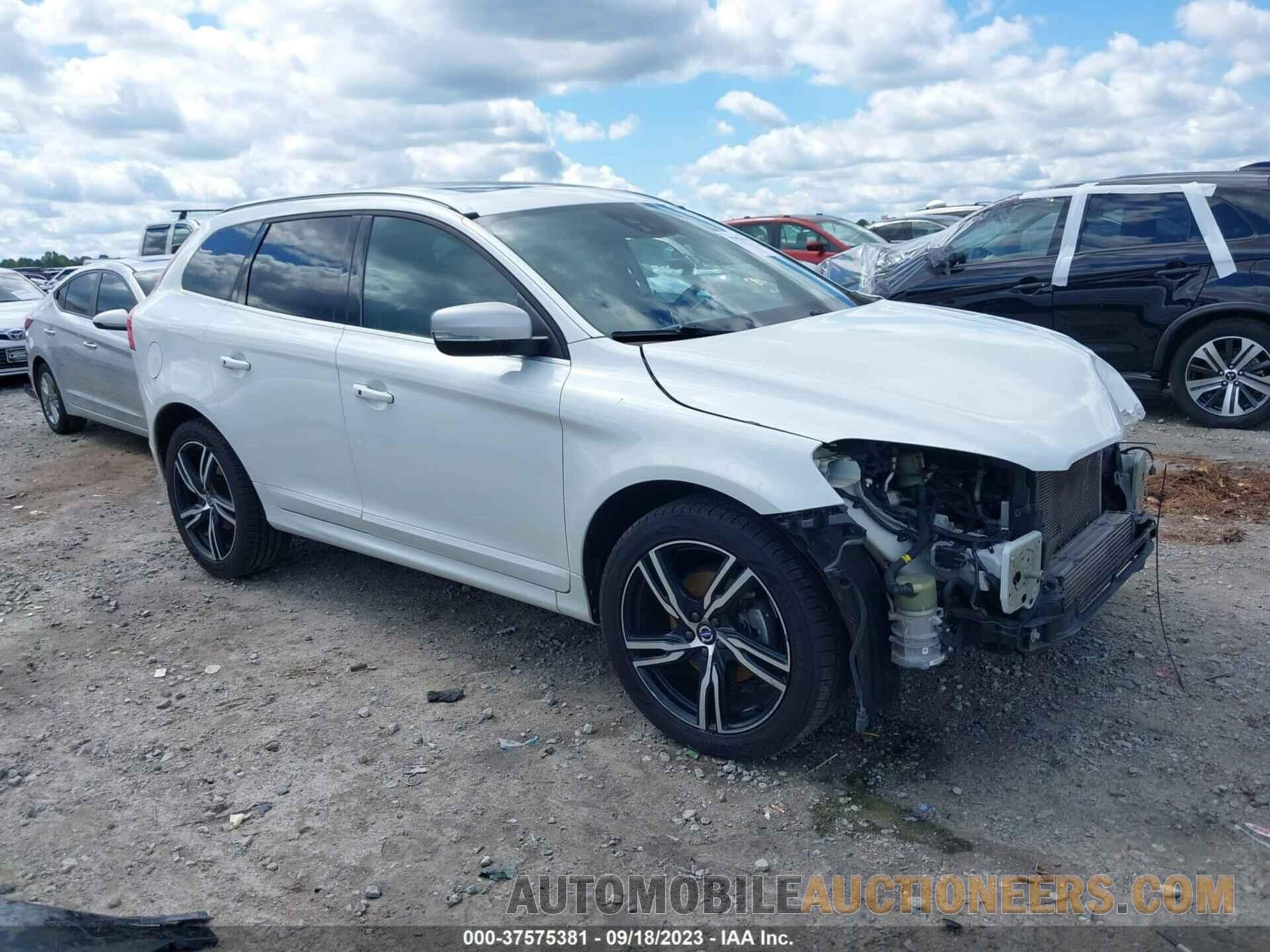 YV449MRS2H2105140 VOLVO XC60 2017