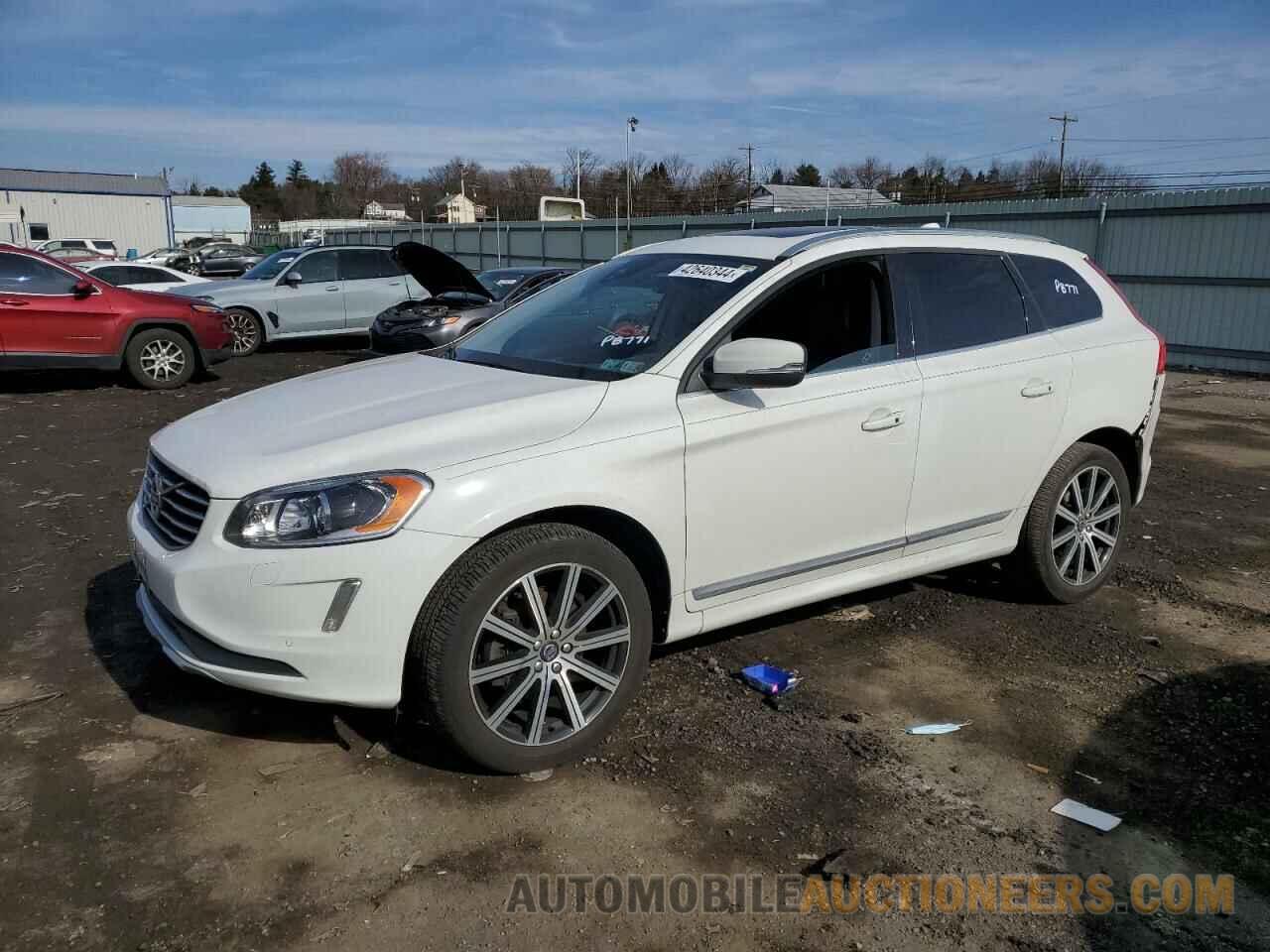 YV449MRUXH2173168 VOLVO XC60 2017