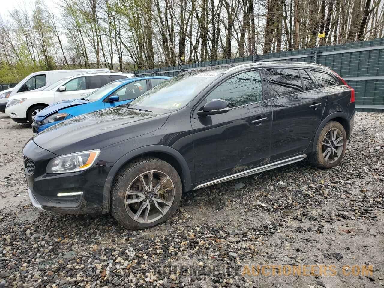 YV4612HK2G1016548 VOLVO V60 2016