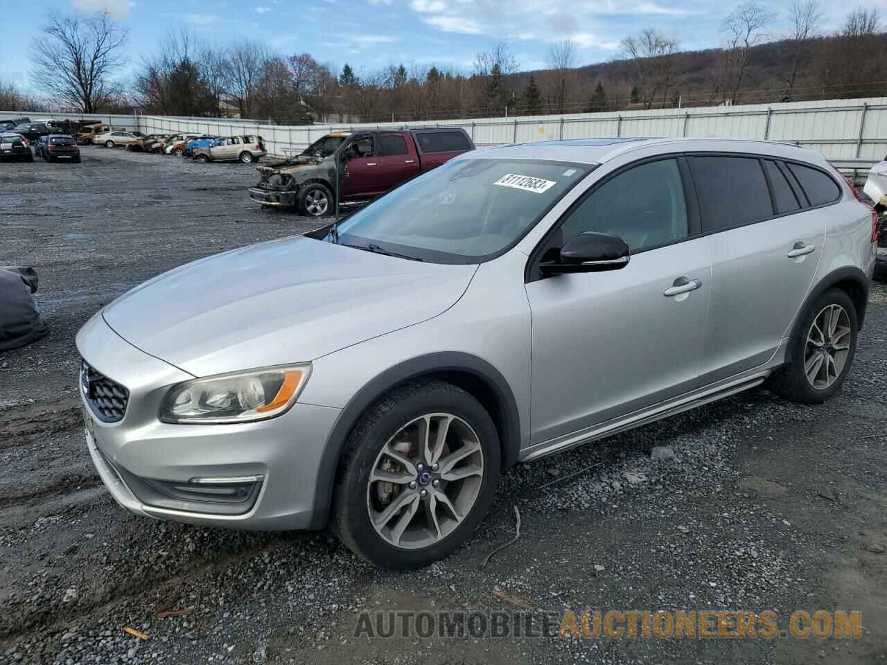 YV4612HK4G1003445 VOLVO V60 2016