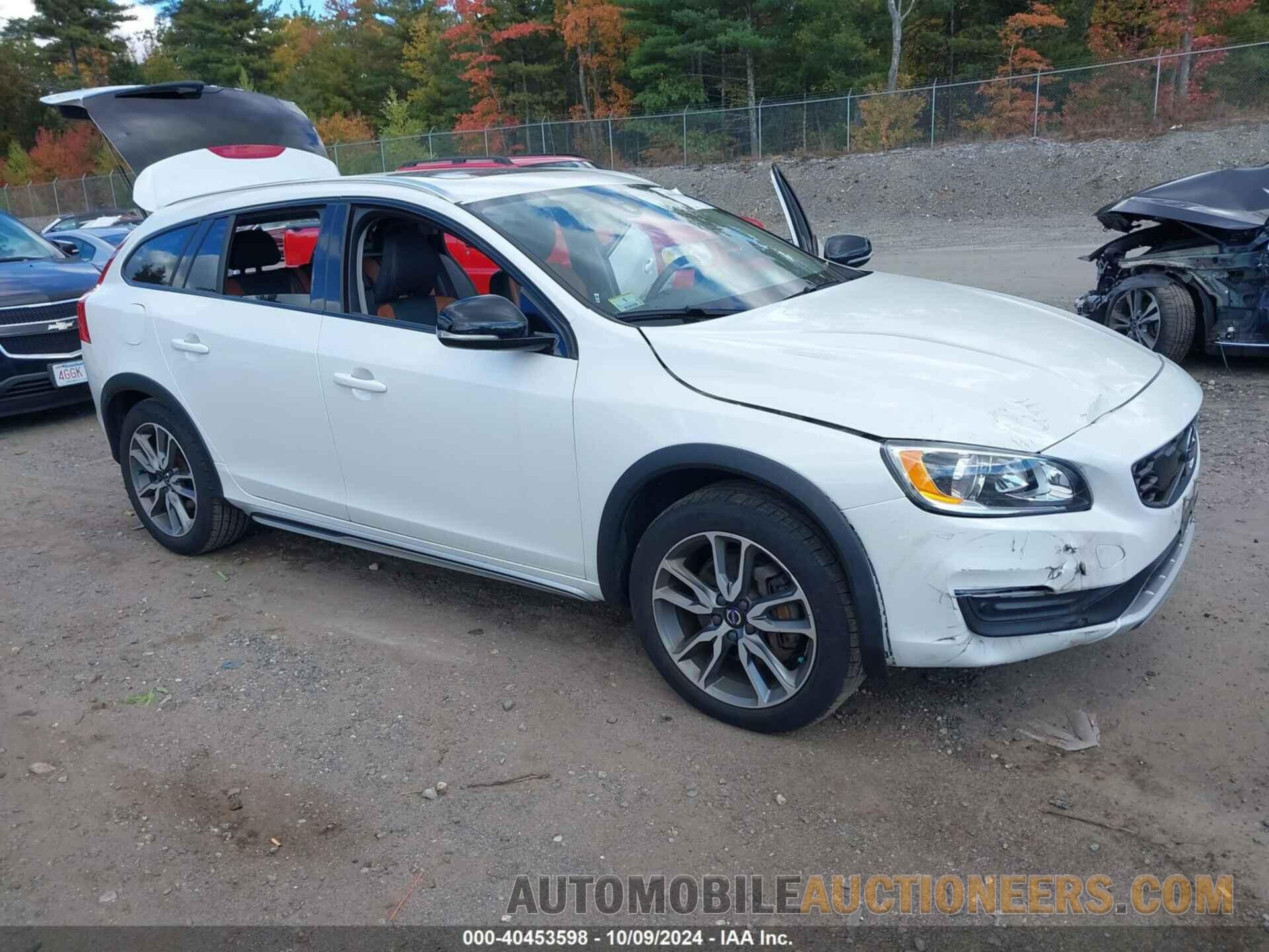 YV4612HK5G1019332 VOLVO V60 CROSS COUNTRY 2016