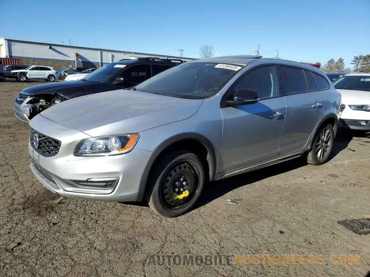 YV4612HK6F1001548 VOLVO V60 2015