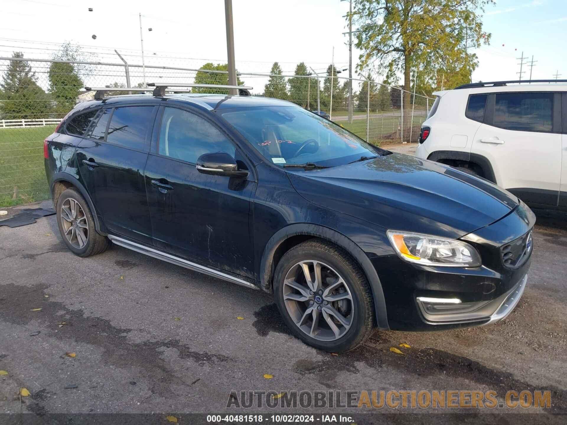 YV4612HK9F1000765 VOLVO V60 CROSS COUNTRY 2015