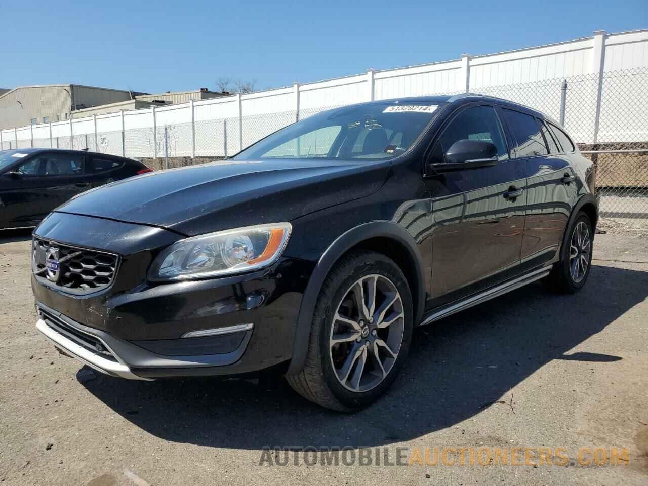 YV4612HK9G1005885 VOLVO V60 2016