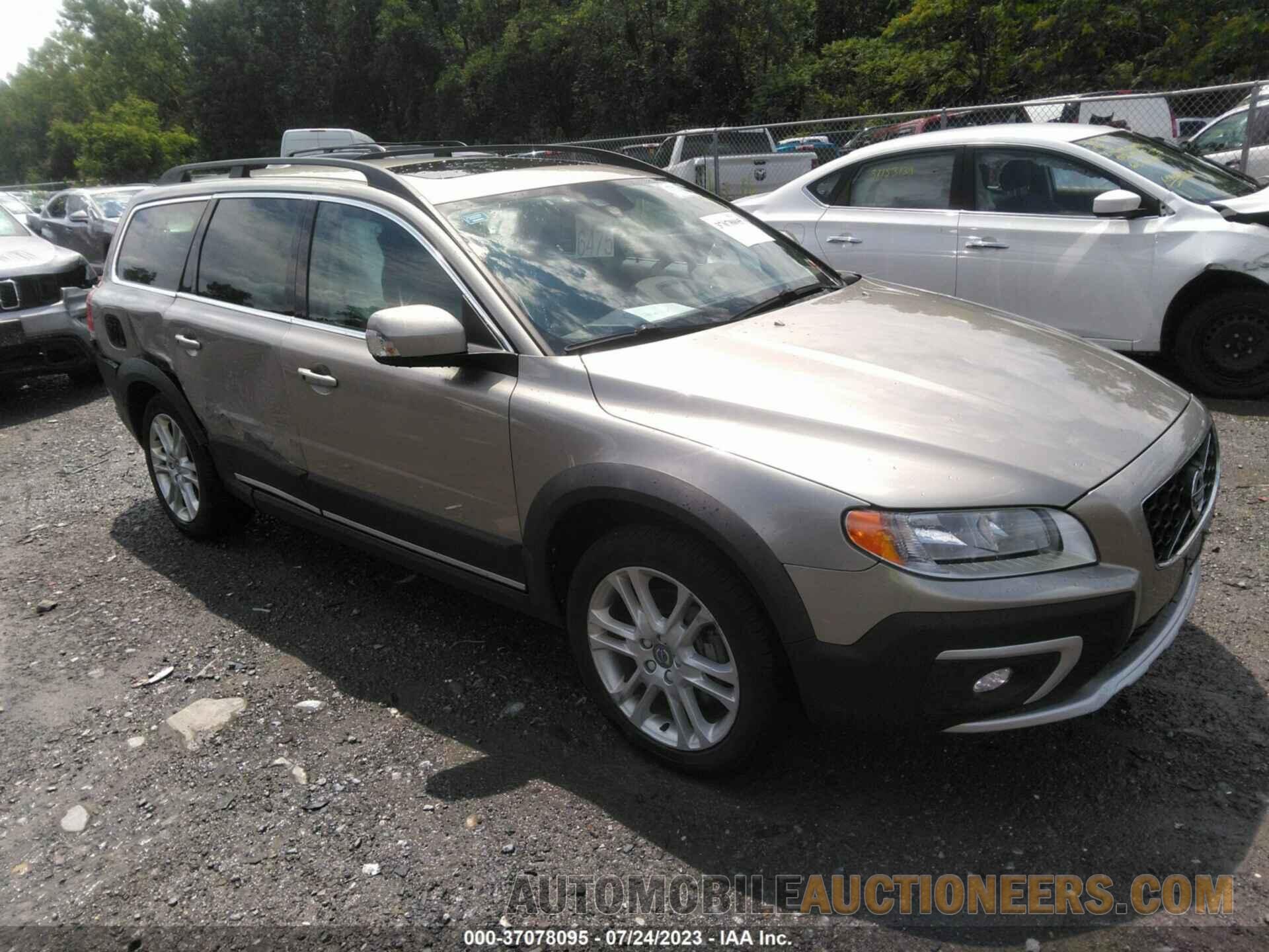 YV4612NK6G1271045 VOLVO XC70 2016