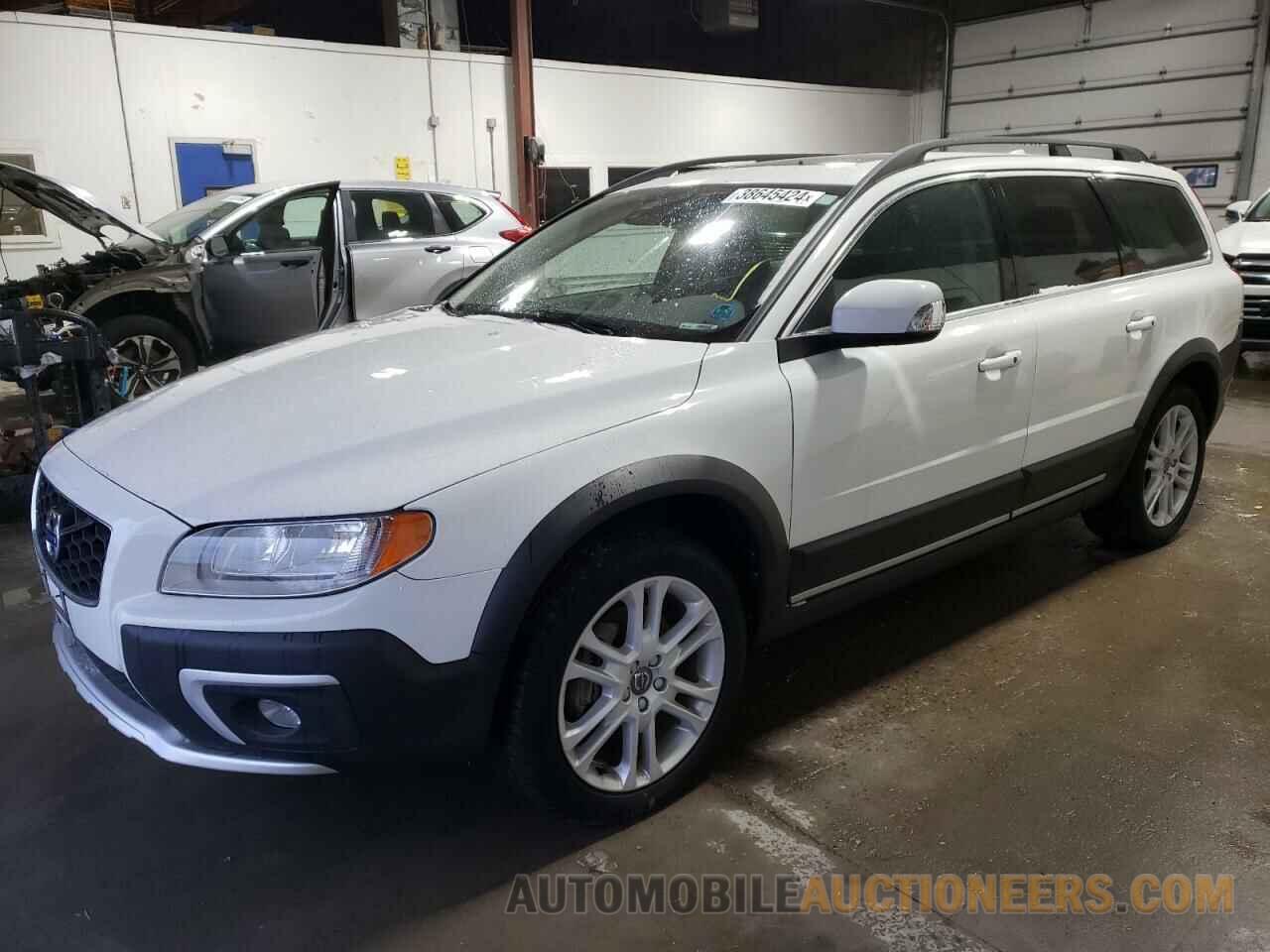 YV4612NK7G1237339 VOLVO XC70 2016