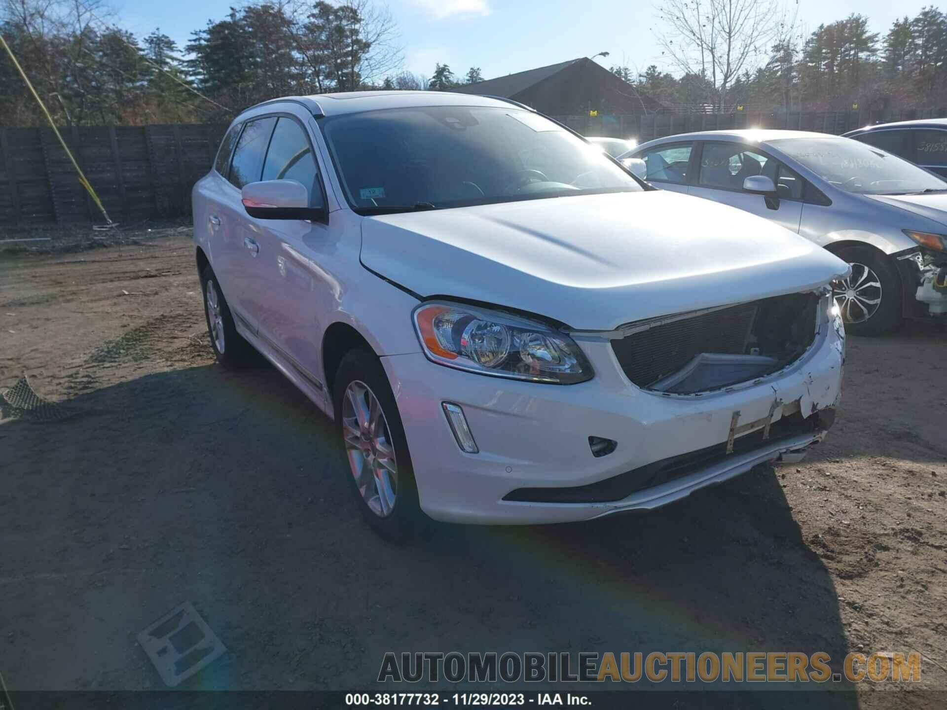 YV4612RK2F2676533 VOLVO XC60 2015