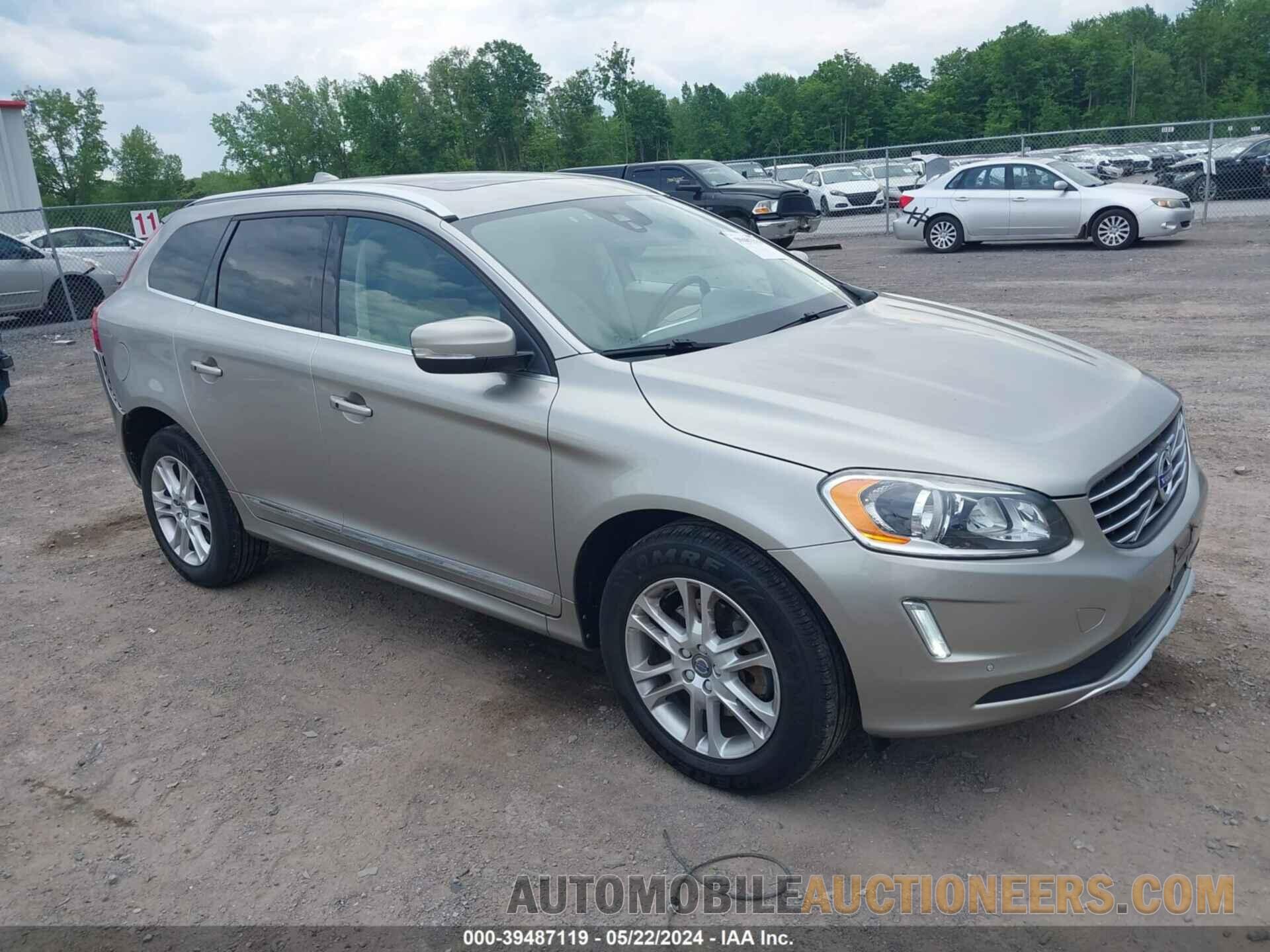 YV4612RK8F2723872 VOLVO XC60 2015