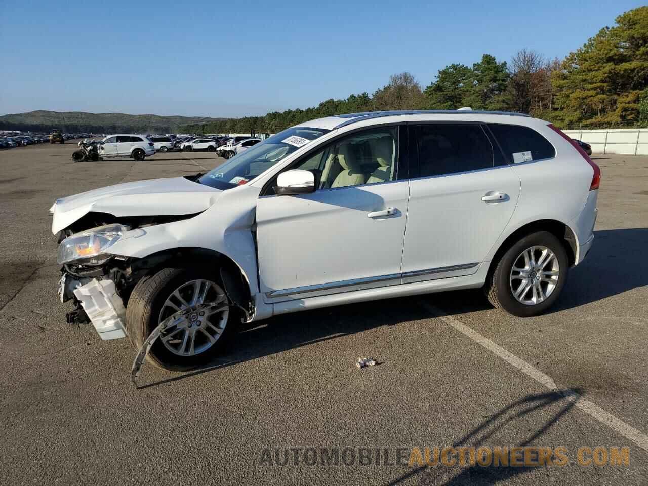 YV4612RKXG2842363 VOLVO XC60 2016