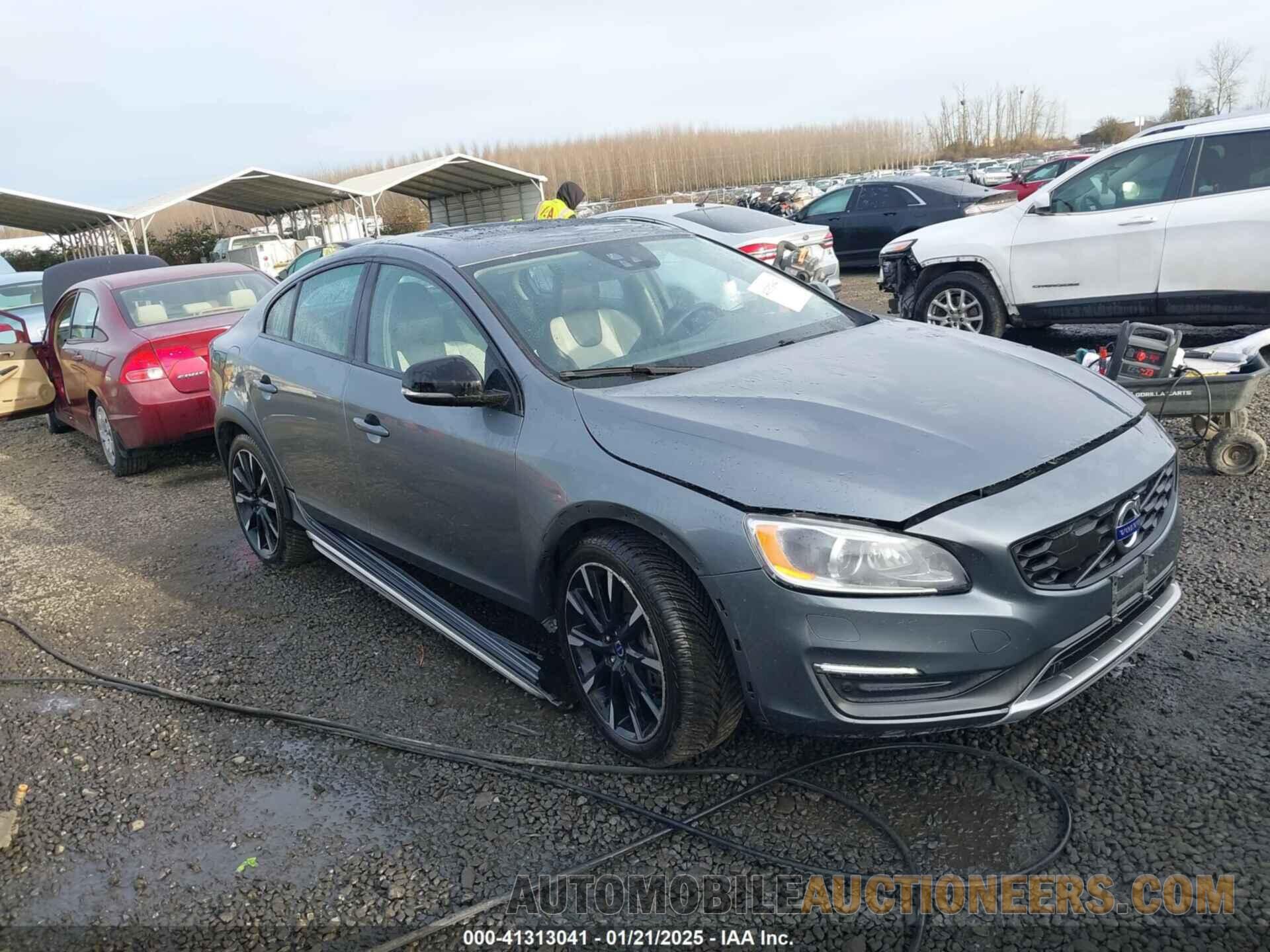 YV4612UM9G2000395 VOLVO S60 CROSS COUNTRY 2016