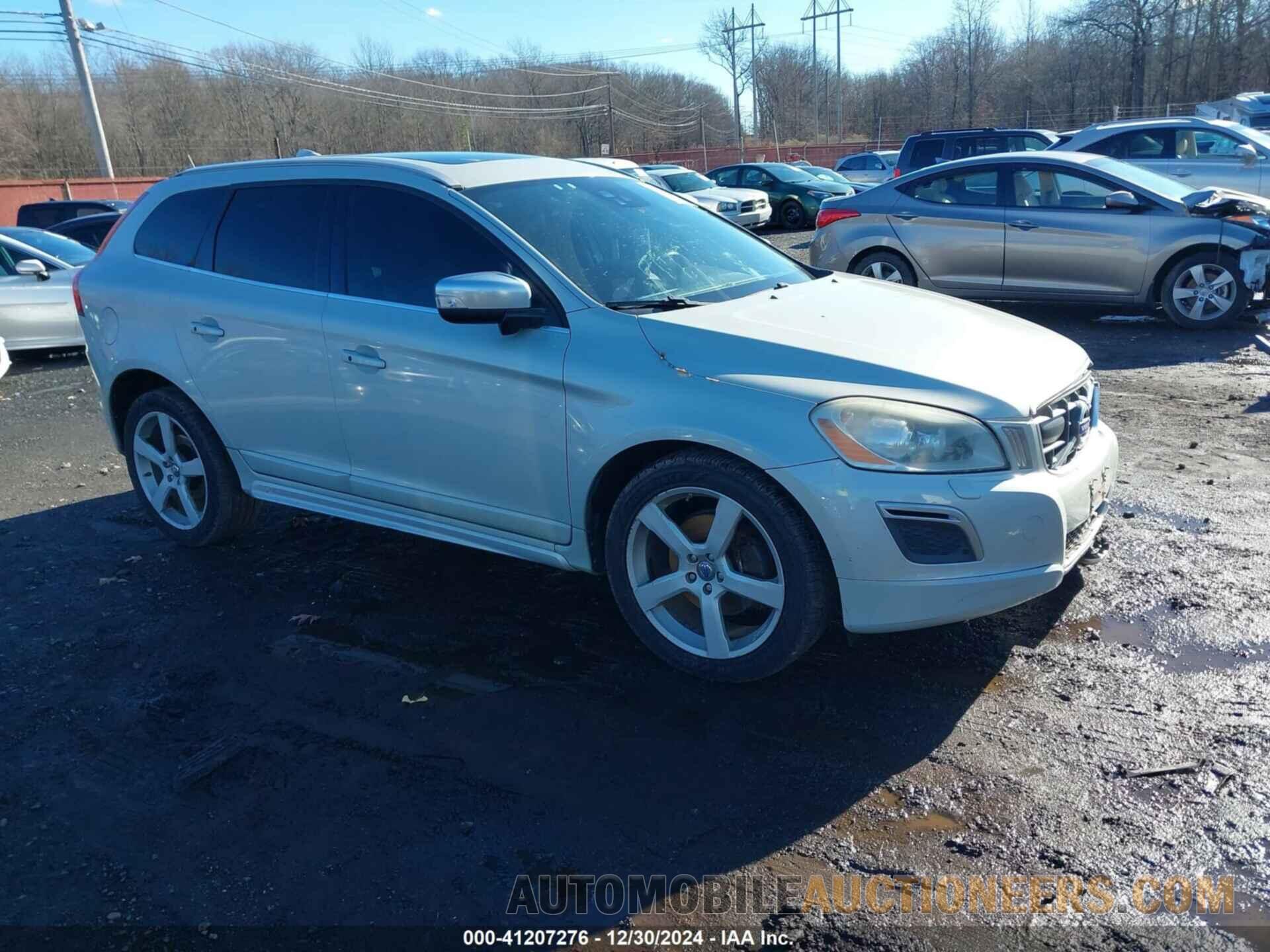 YV4902DZ0D2424992 VOLVO XC60 2013