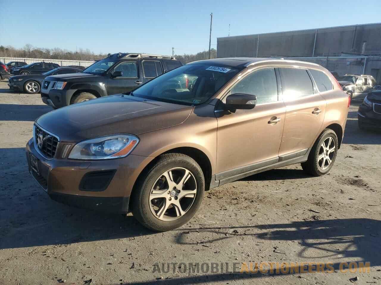 YV4902DZ1D2392134 VOLVO XC60 2013