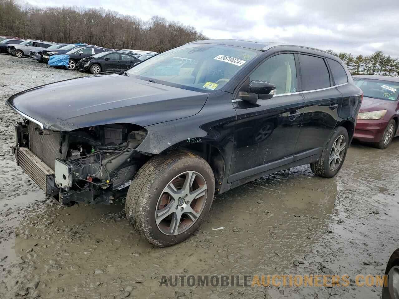 YV4902DZ2B2205481 VOLVO XC60 2018