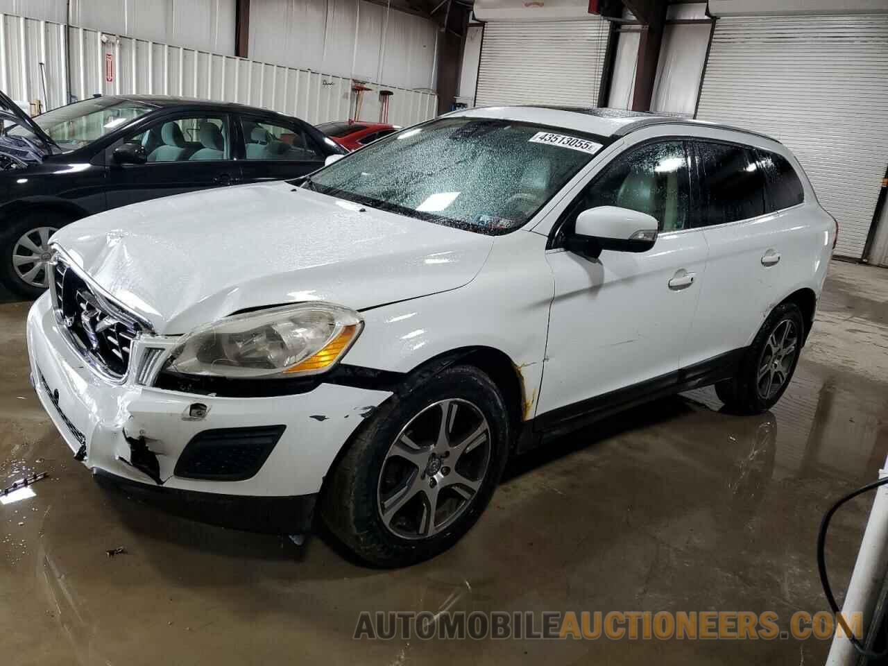 YV4902DZ4C2253257 VOLVO XC60 2012