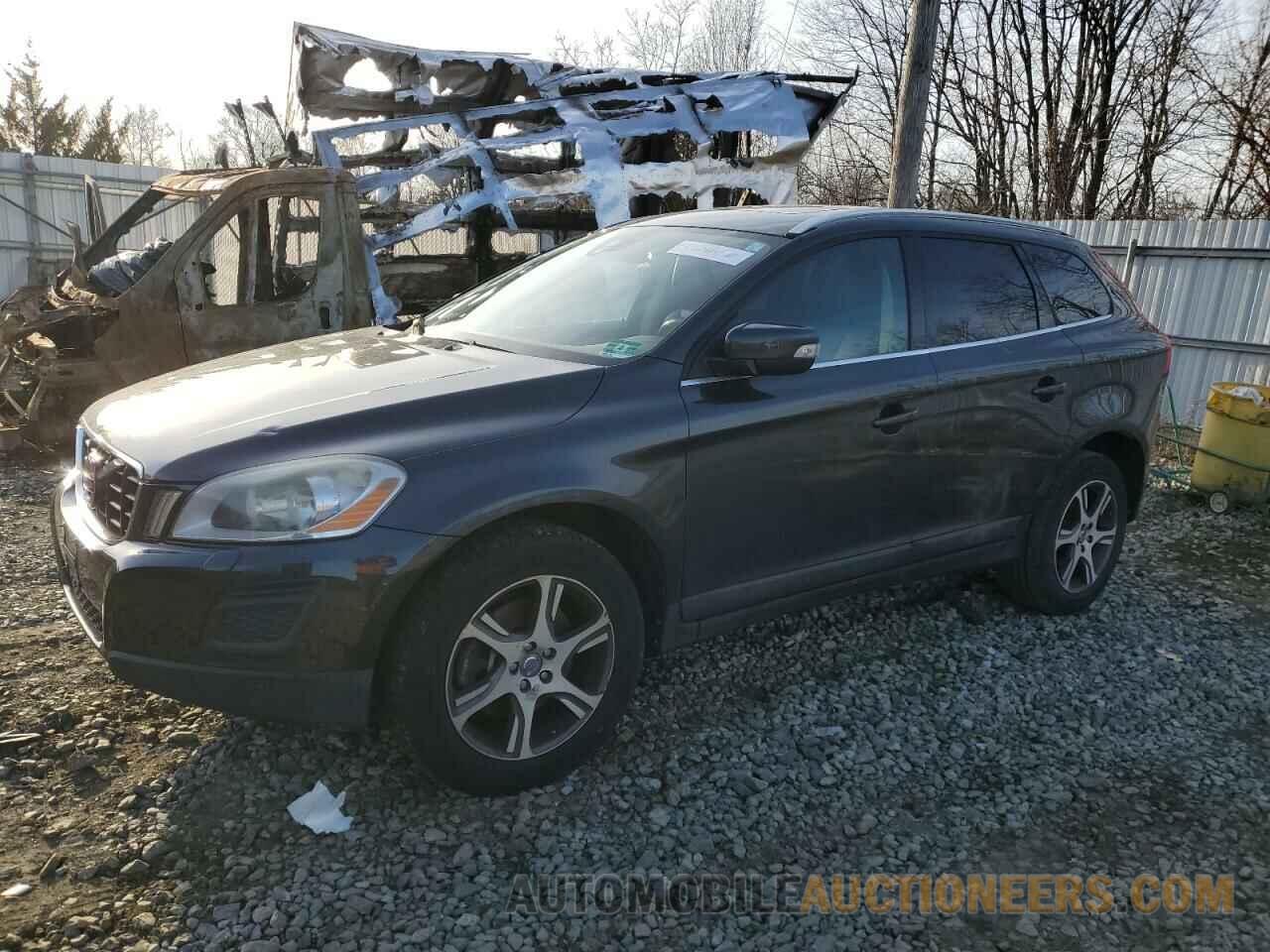 YV4902DZ5D2455574 VOLVO XC60 2013