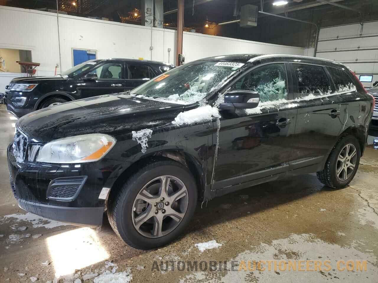 YV4902DZ8D2456766 VOLVO XC60 2013