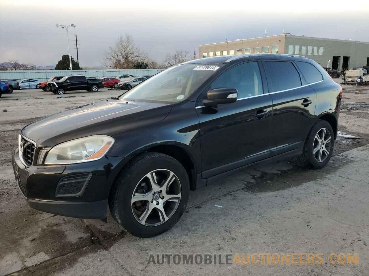 YV4902DZ9C2320676 VOLVO XC60 2012