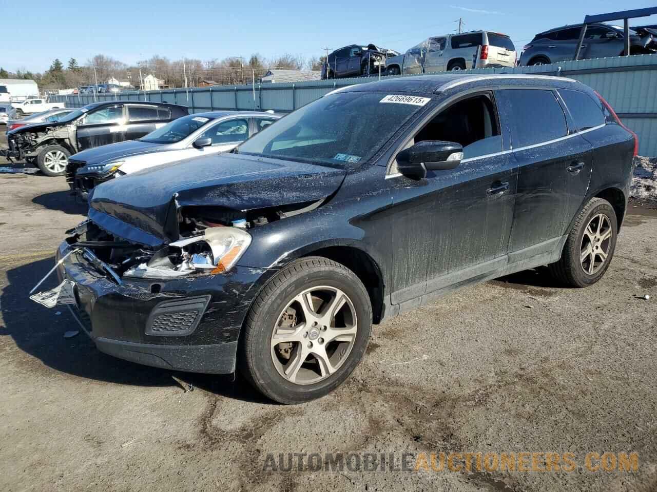 YV4902DZ9D2450510 VOLVO XC60 2013