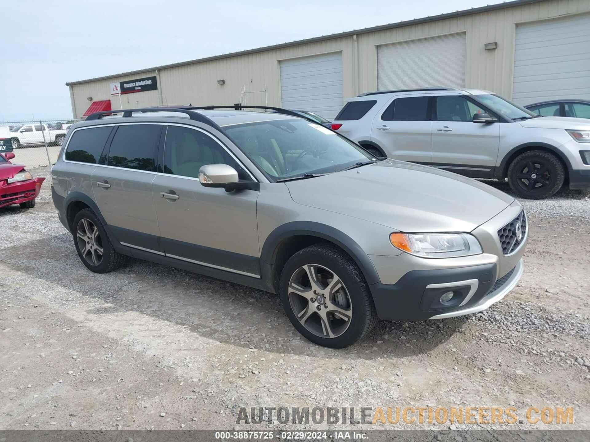 YV4902NC0F1194695 VOLVO XC70 2015