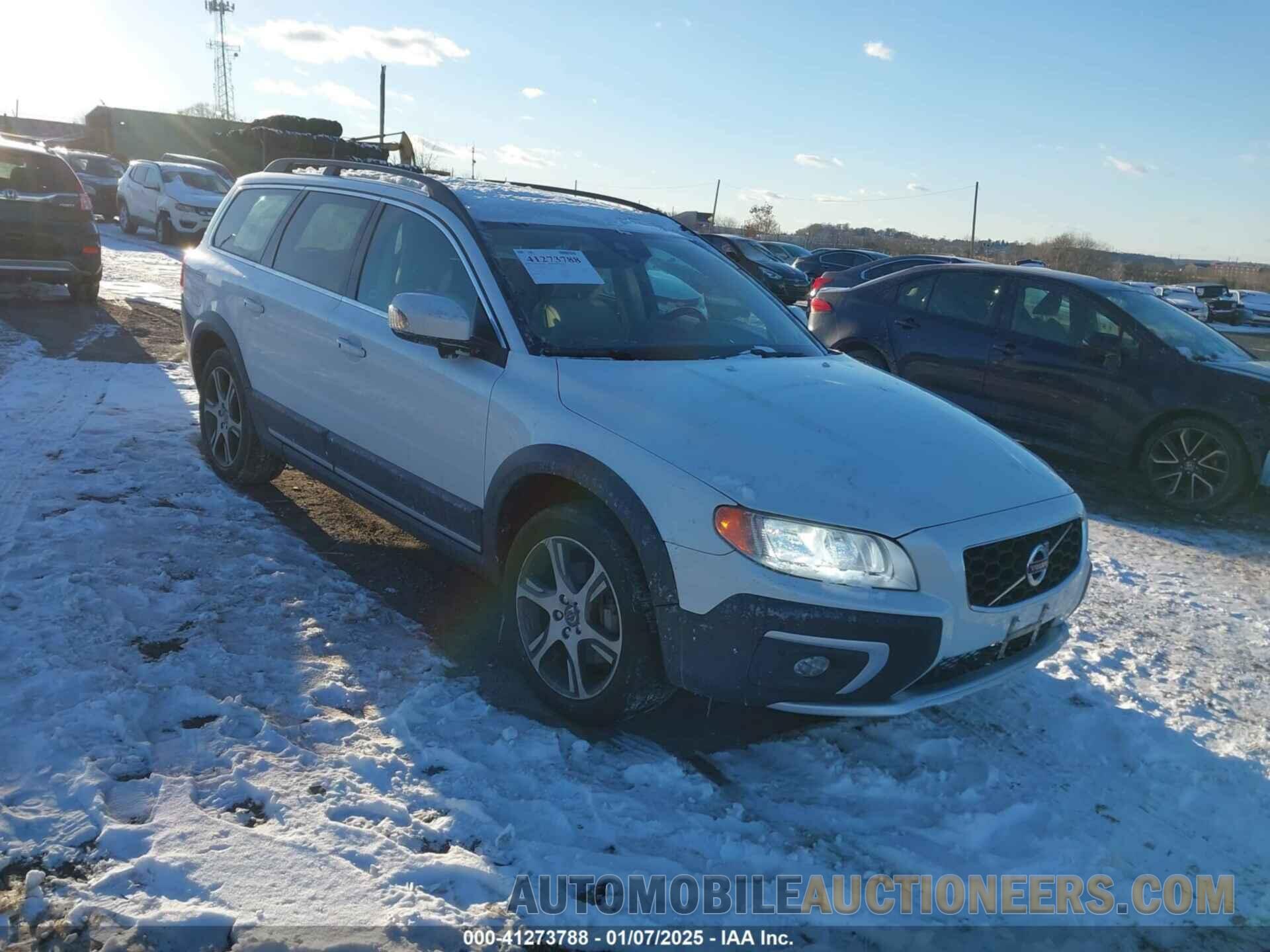 YV4902NK7F1225870 VOLVO XC70 2015