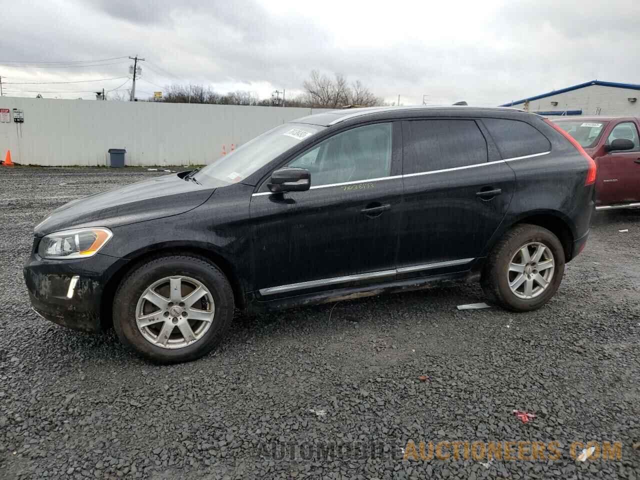 YV4902RB1F2623290 VOLVO XC60 2015