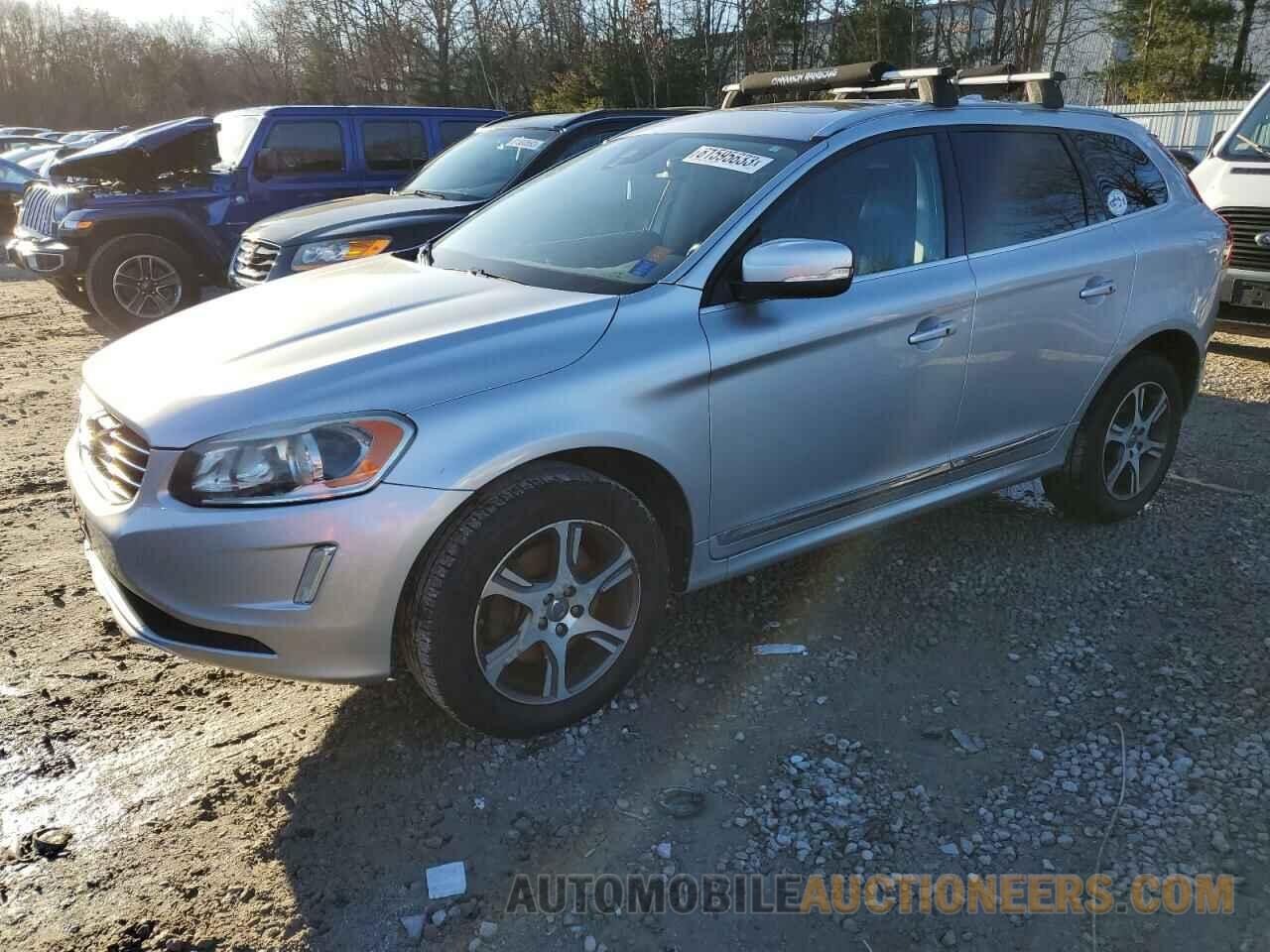 YV4902RB6F2590559 VOLVO XC60 2015