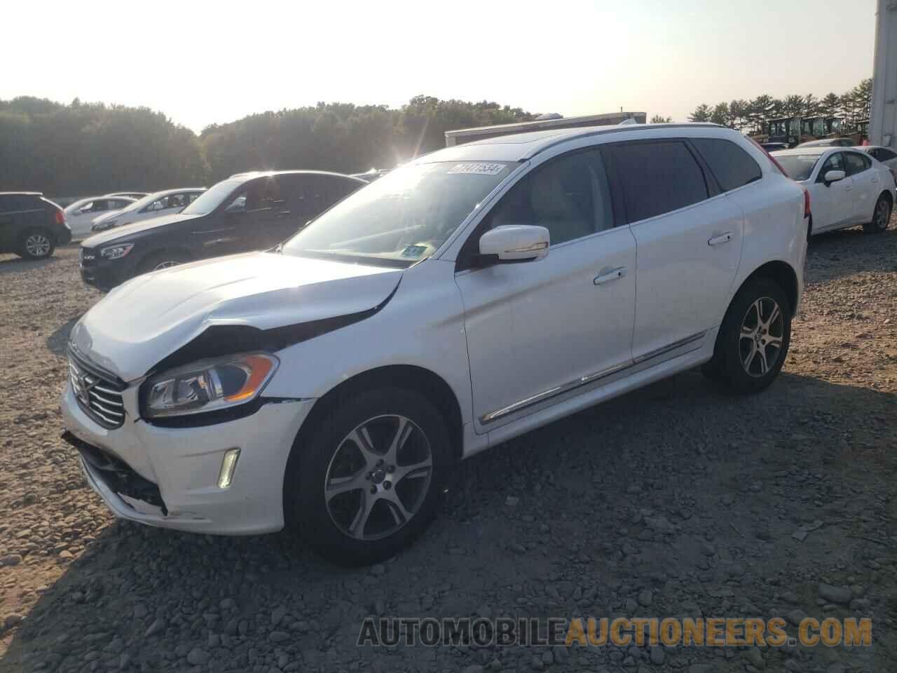 YV4902RC9F2611736 VOLVO XC60 2015