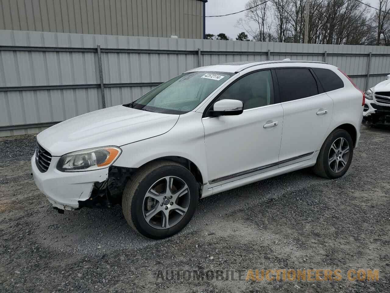 YV4902RD0F2613254 VOLVO XC60 2015