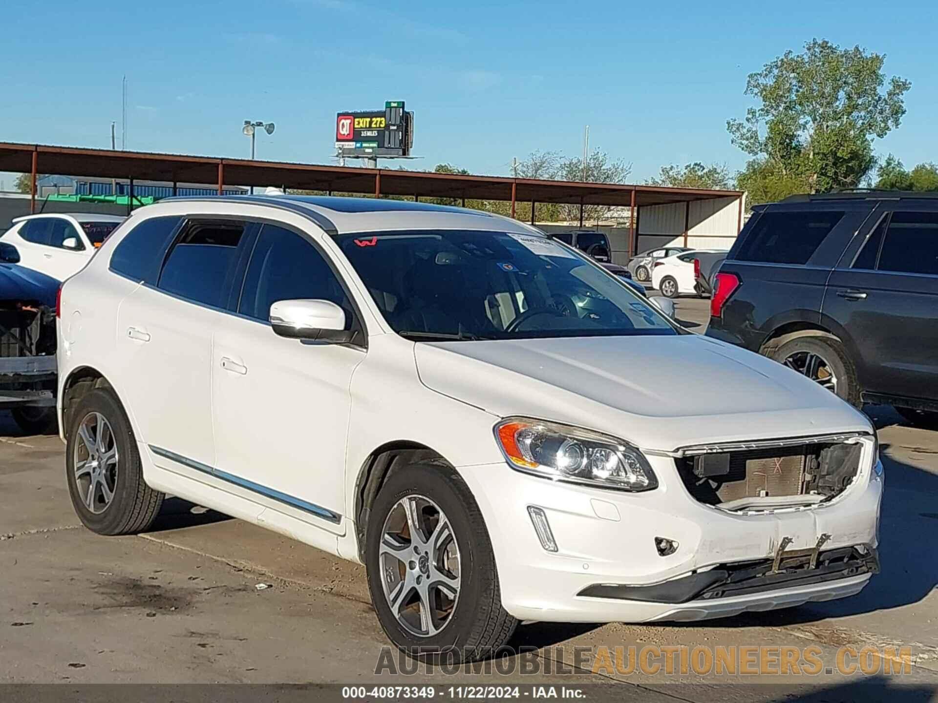 YV4902RD5F2593888 VOLVO XC60 2015