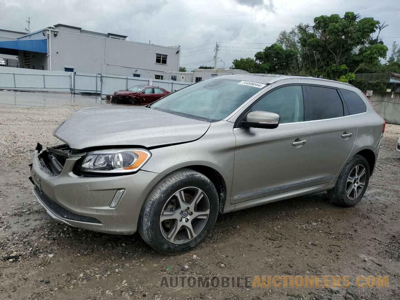 YV4902RD6F2601142 VOLVO XC60 2015