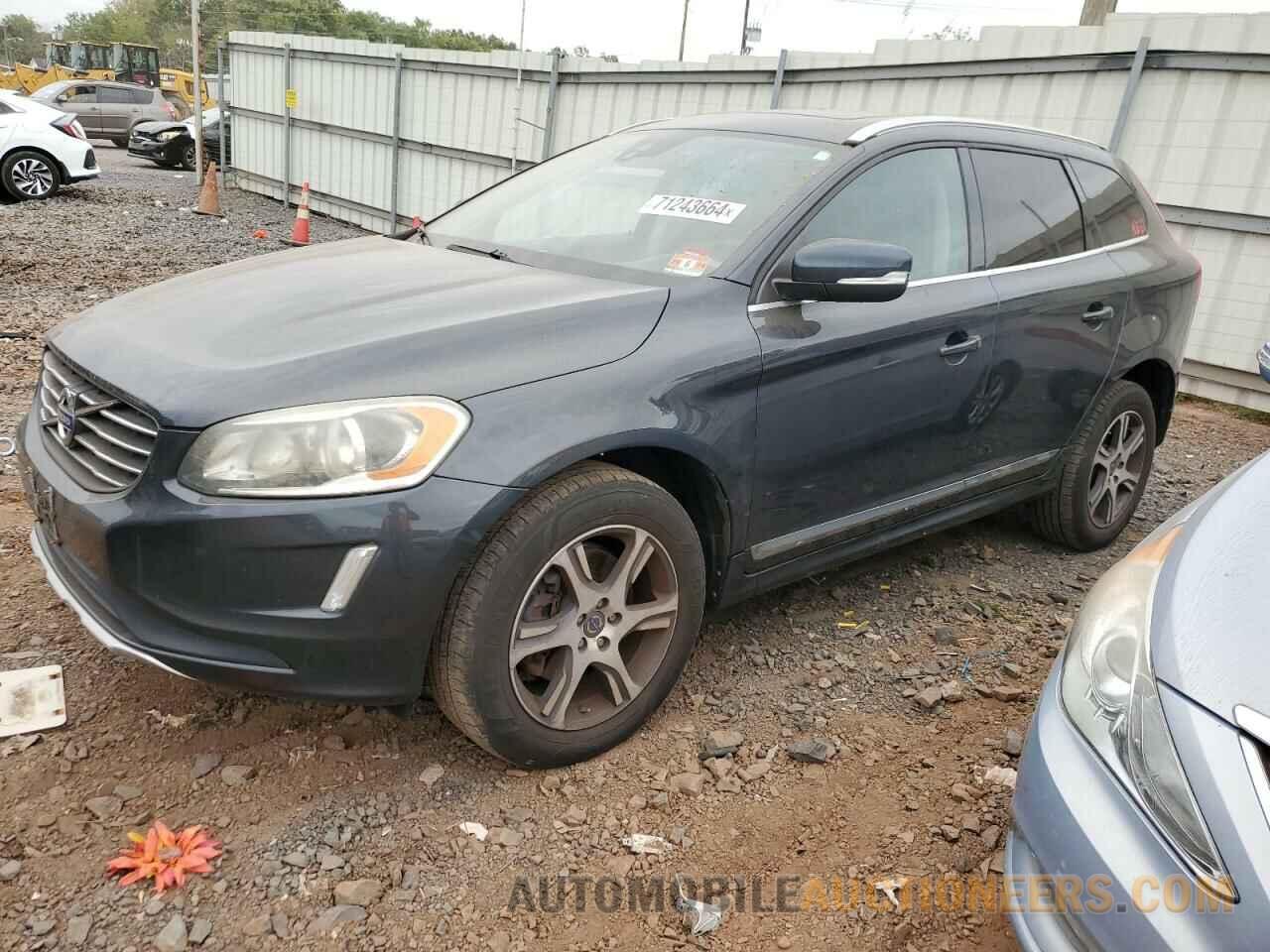 YV4902RK0F2638685 VOLVO XC60 2015