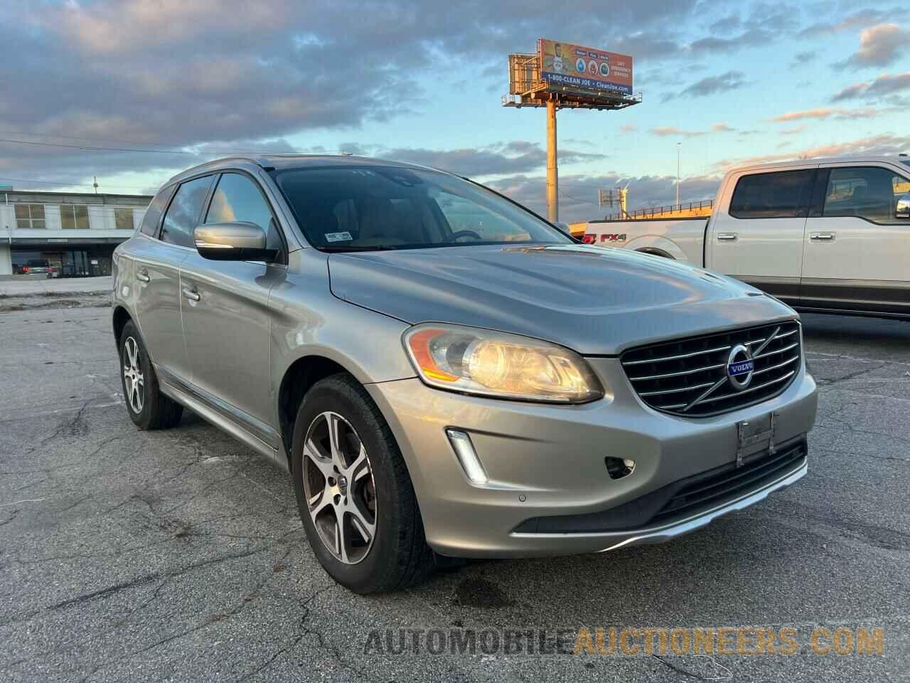 YV4902RK0F2665403 VOLVO XC60 2015