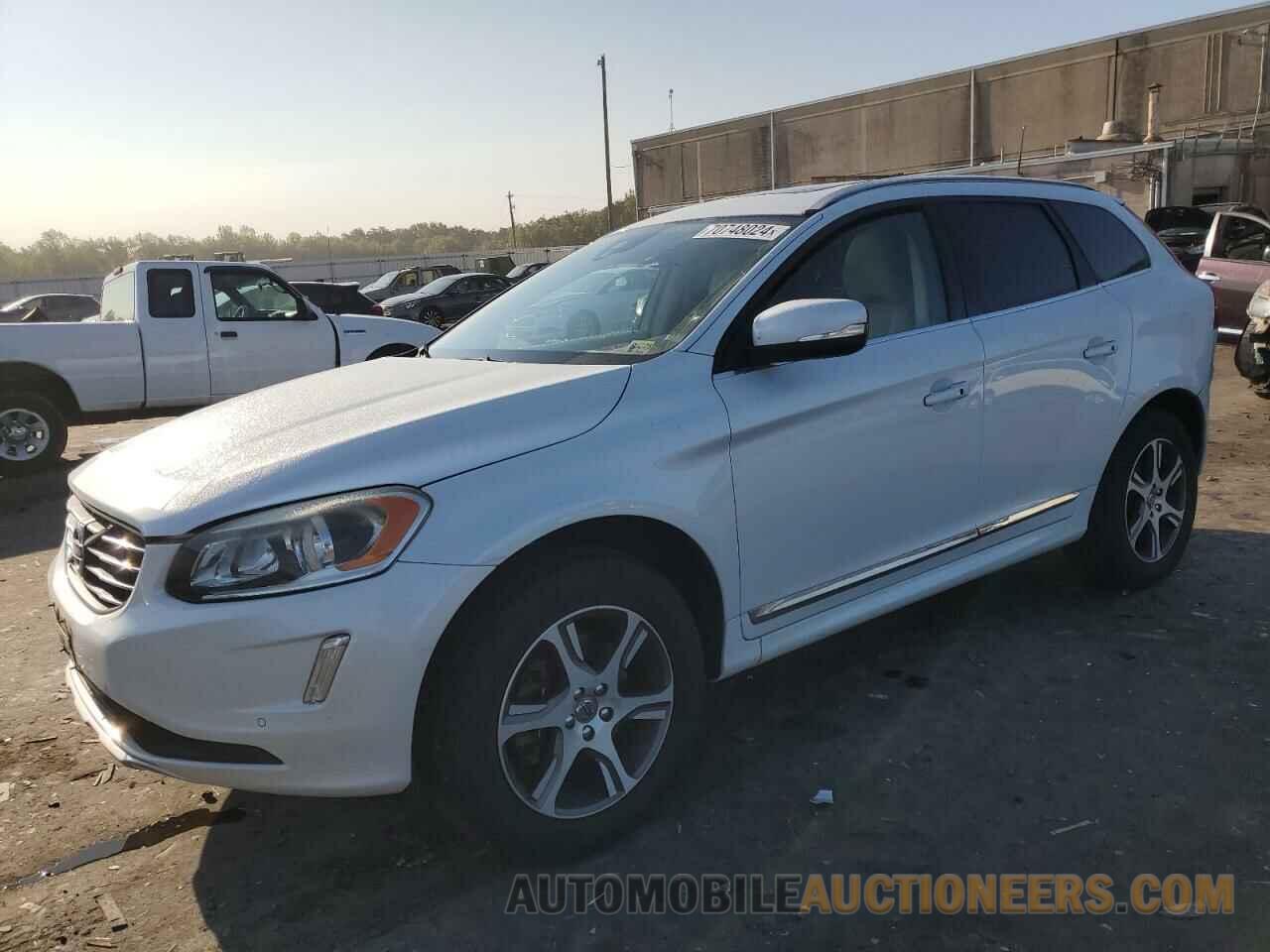 YV4902RK0F2713658 VOLVO XC60 2015