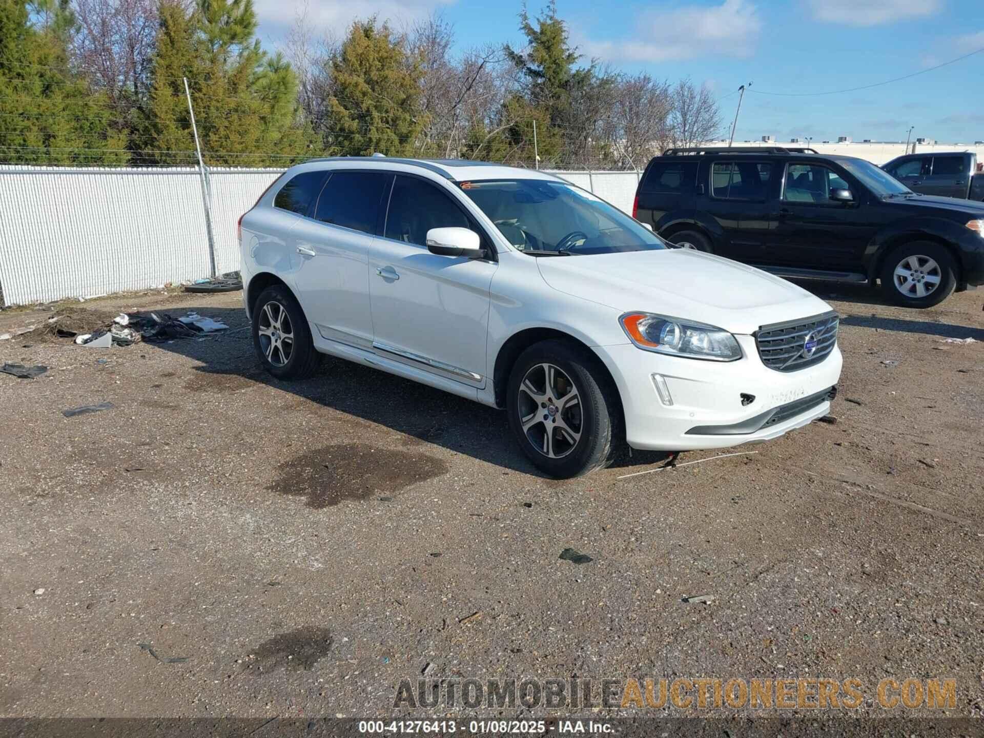 YV4902RK0F2726801 VOLVO XC60 2015